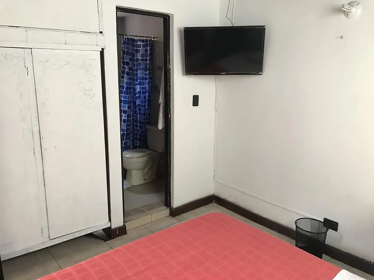 U De Antioquia Bed And Breakfast Medellin