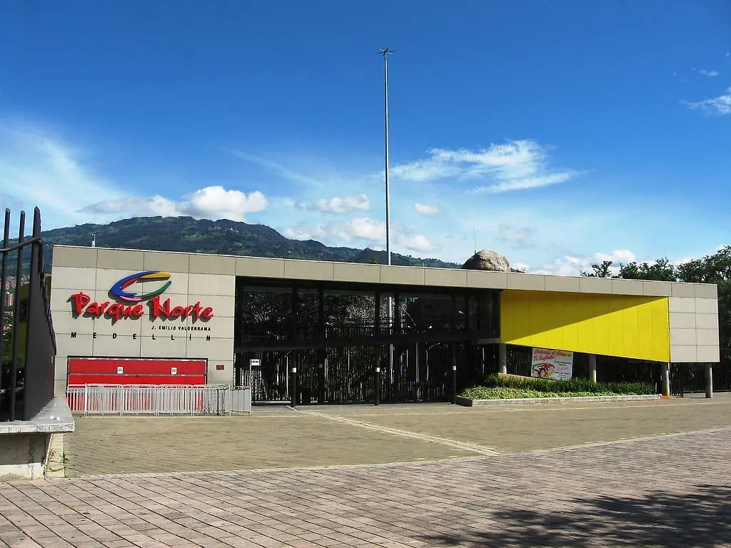 Bed & Breakfast U De Antioquia Bed And Breakfast Medellin